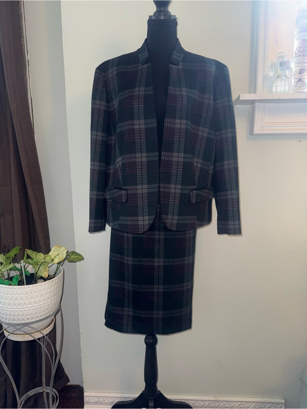 Nine West Black and Dark Green Plaid Blazer and Skirt Suit